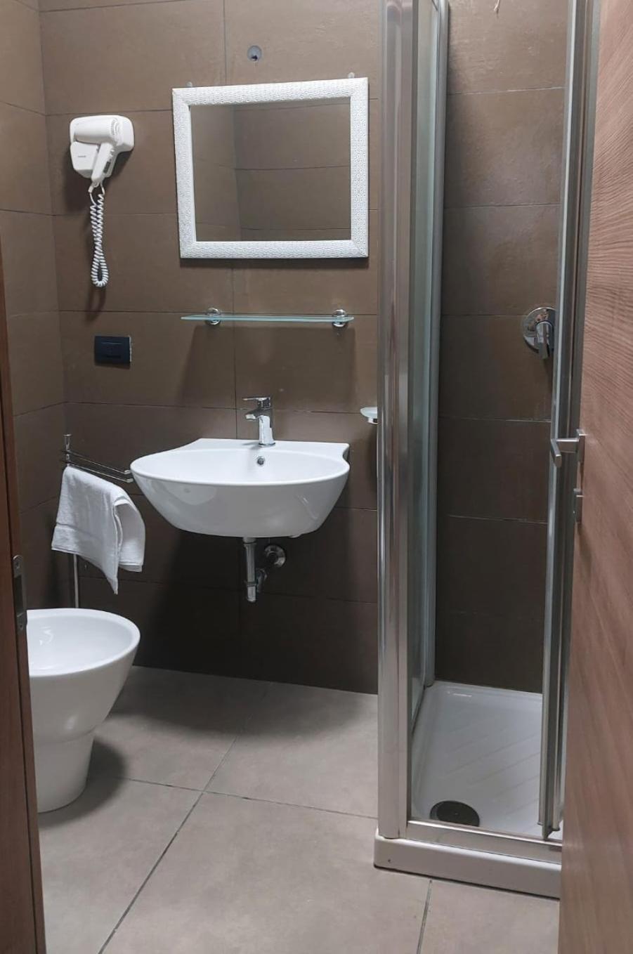 Hotel La Torre 포르미지네 외부 사진